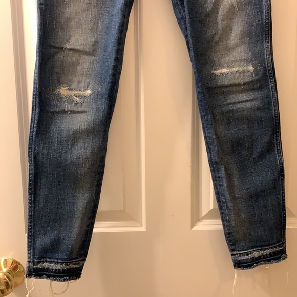 Madewell 9" Mid-Rise Skinny Jeans - Picture 5 of 15